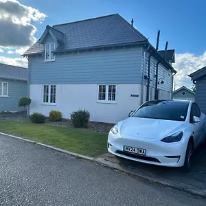 https://neptune-house-the-bay-holiday-village.yorkshirehotels.net